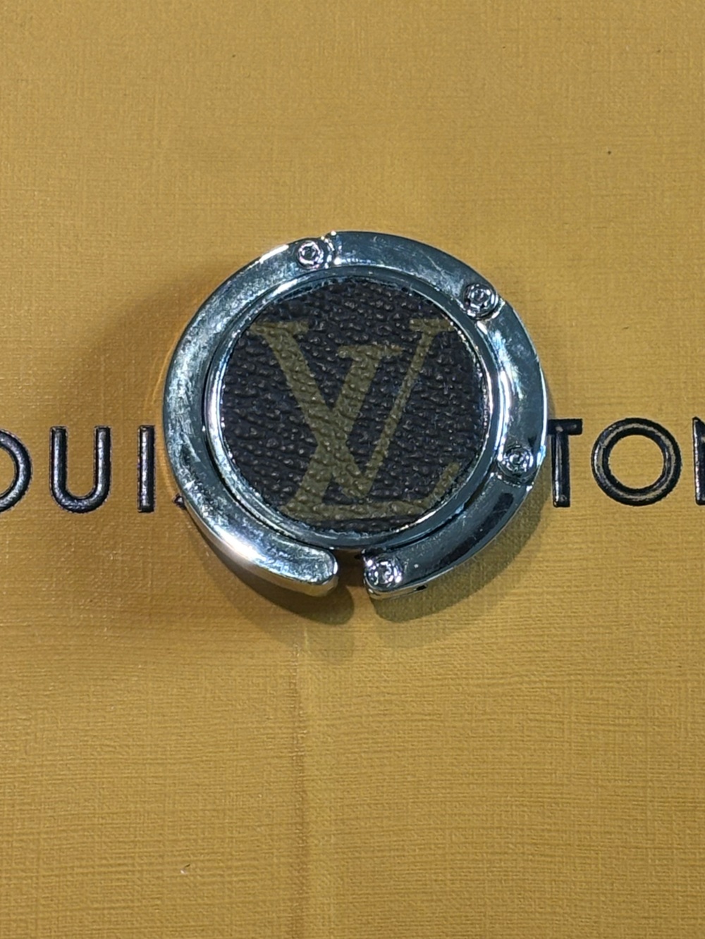 Louis Vuitton Glossy Purse Hanger, Bag Hook Holder, Bag Holder, Silver Tone